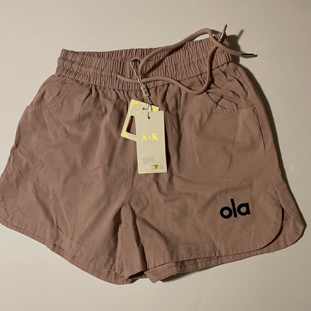 Women's Athletic Shorts in Tan